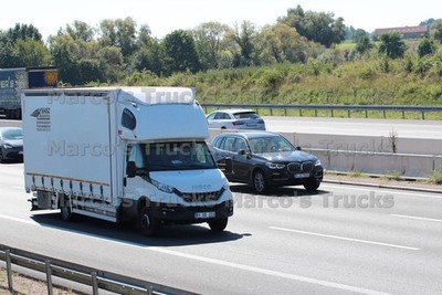 LKW Foto Iveco Daily Koffer LKW Türkei weiß EKE Logistics #k7uj