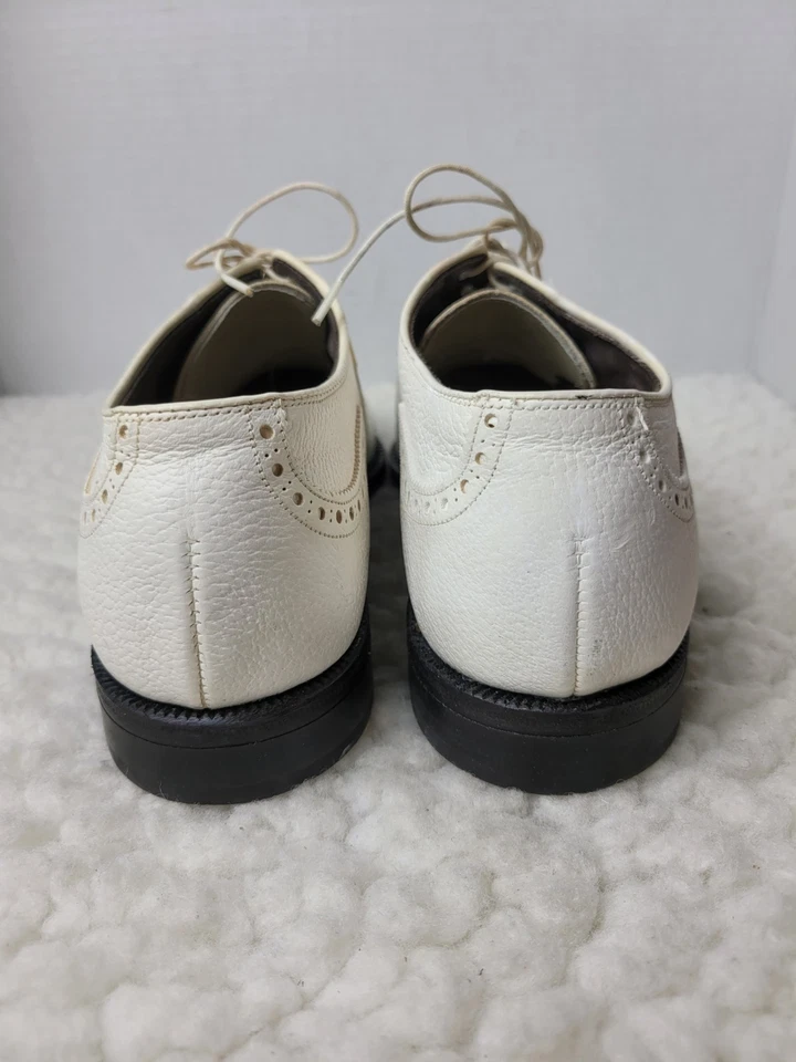 Zapatos de golf Footjoy Classics de colección años 70 para hombre talla 9,5 51409 blanco brogue punta de ala  Foto 4 de 4