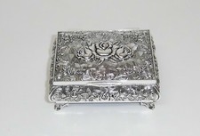 Schmuckdose versilbert gro&szlig; mit Rosen-Design  10,5 x 7 cm - neu