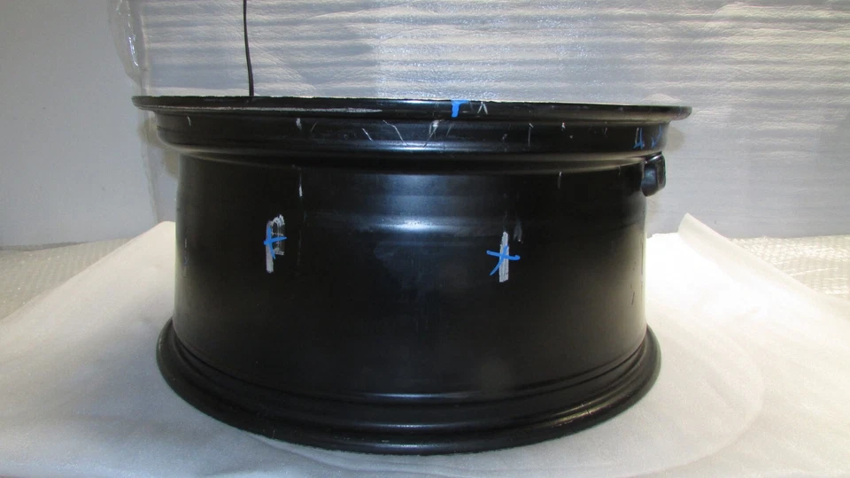 CARGADOR DODGE CHALLENGER HELLCAT DEMON SRT RT/CADA UNO 20X9 NEGRO PARA RUEDA Foto 3 de 4