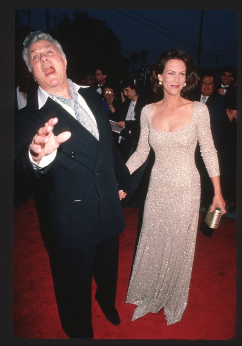 1995 JAMIE LEE CURTIS & TONY CURTIS Candid Original 35mm Slide