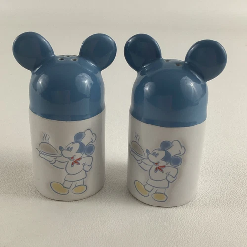 Disney Gourmet Mickey Mouse Salt Pepper Shaker Set Ceramic Chef Ears Vintage