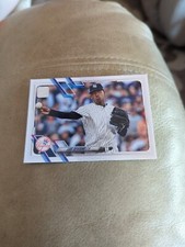 2021 Topps #577 Luis Severino   New York Yankees