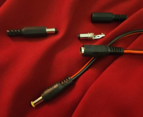 5.5x2.1mm 1 Male Plug +1 Female Socket DC Power Connector+2 Extra Male Plugs - Picture 5 of 5