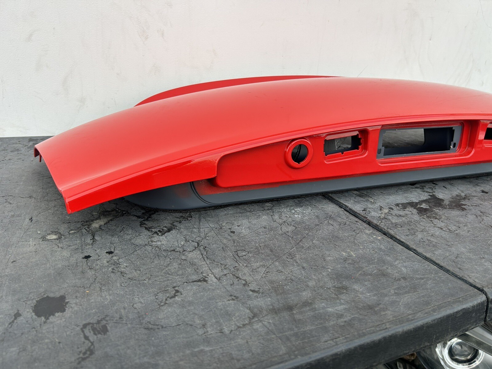 Genuine 2020-2023 Aston Martin DBX Trunk Lid Tailgate Luggage OEM