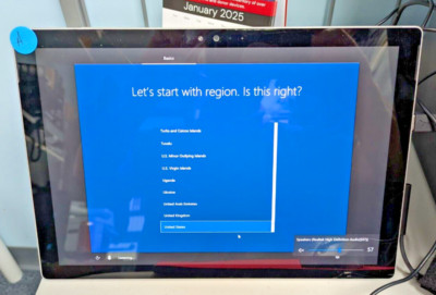 Microsoft Surface Pro 4 (8GB ,Intel I5-6300u , 256GB) Laptop PLEASE READ!!!