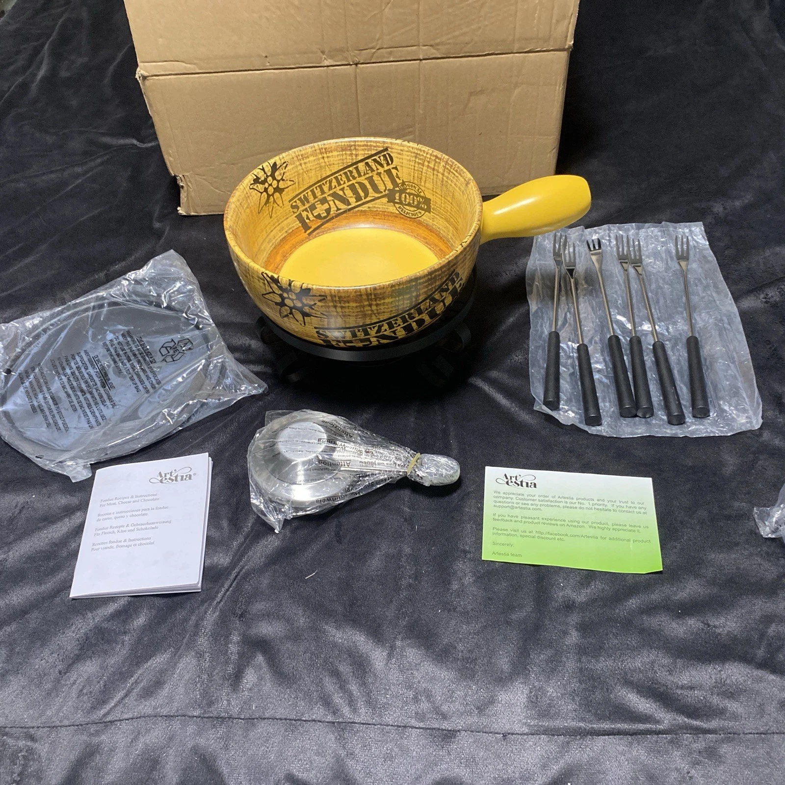 Ceramic Fondue Pot Set 2.11-Quart for Cheese, Meat & Chocolate, w/ 6 Forks + New
Opens in a new wind