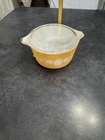 Vintage Pyrex Butterfly Gold 473 1 Qt. Casserole Dish w/ Lid - Flowers 1972-1981