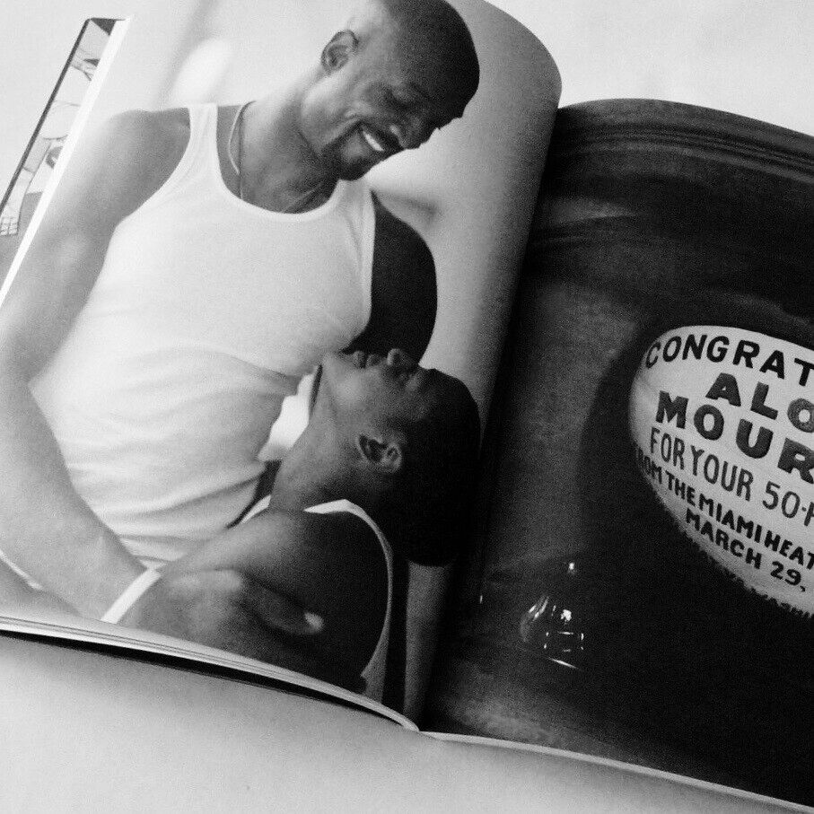 ホワイトブラウン Bruce Weber / Lager Than Life | vendee