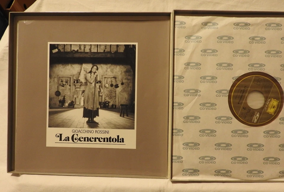 CD Video - Rossini - La Cenerentola - Ponnelle - Deutsche Grammophon - Bild 2 von 4