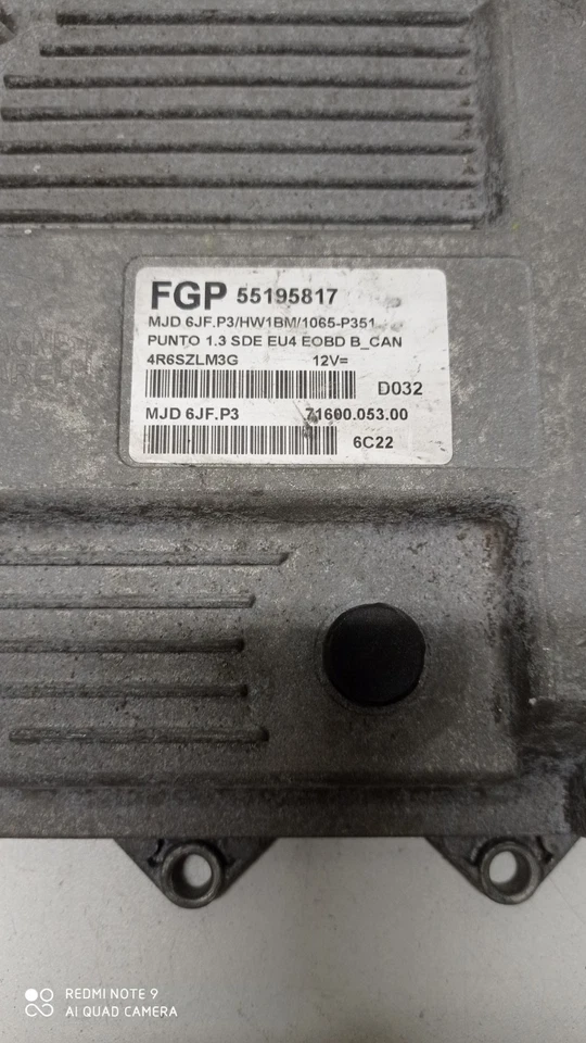 CALCULATEUR MOTEUR ECU FIAT PUNTO 1.3 JTD 55195817 (21A) - Photo 2/4