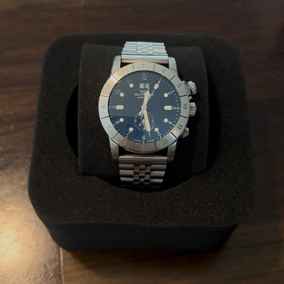 Glycine Airman GMT on a Miltat Jubilee (GL0151)