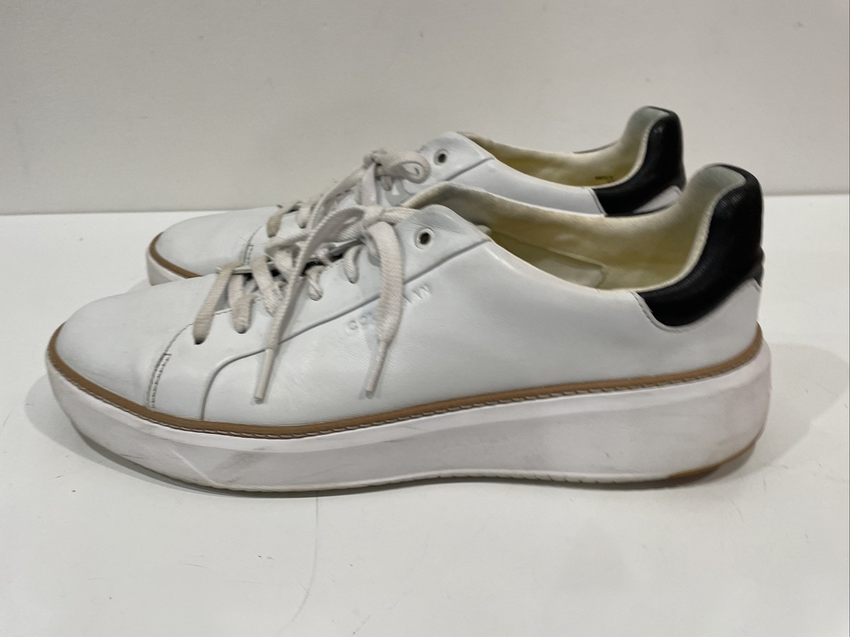 Cole Haan Men display picture 3