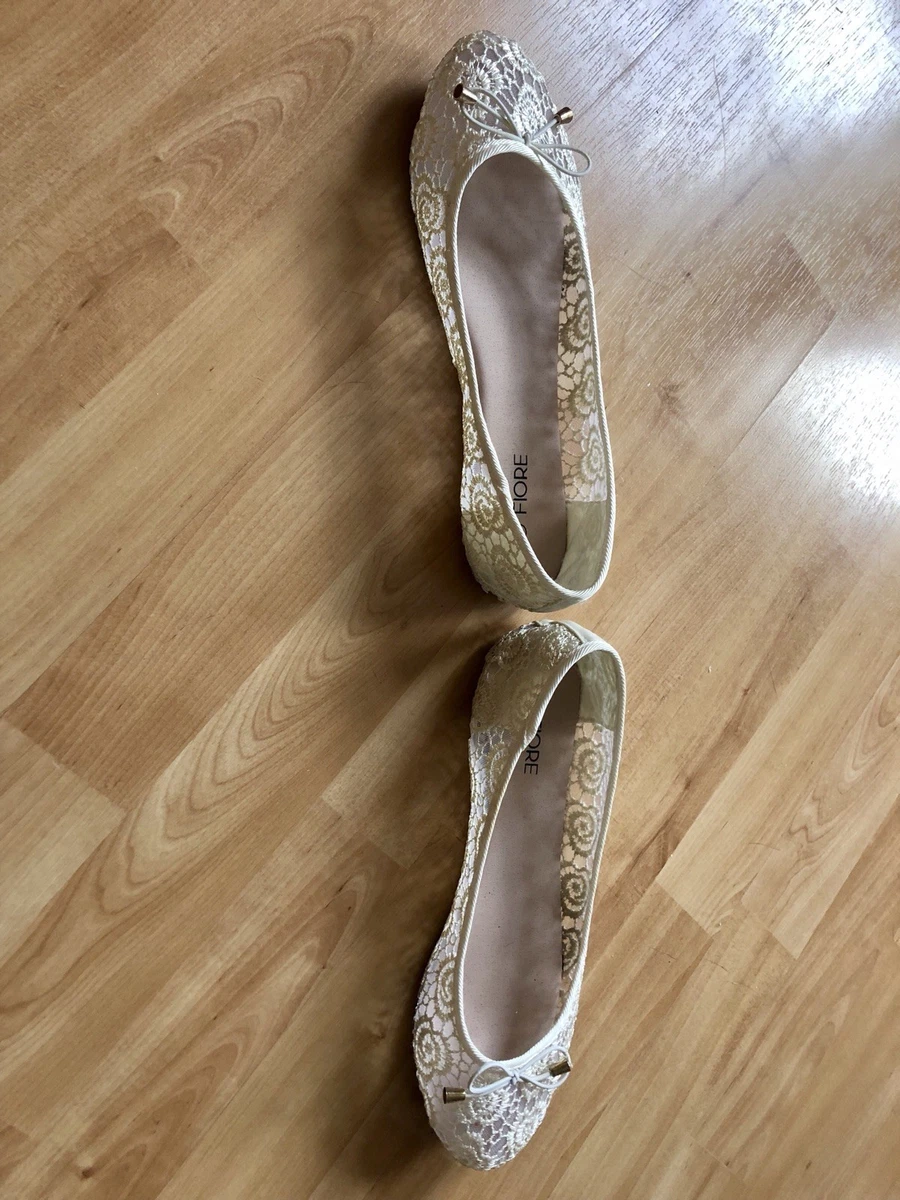 White clearance pumps matalan