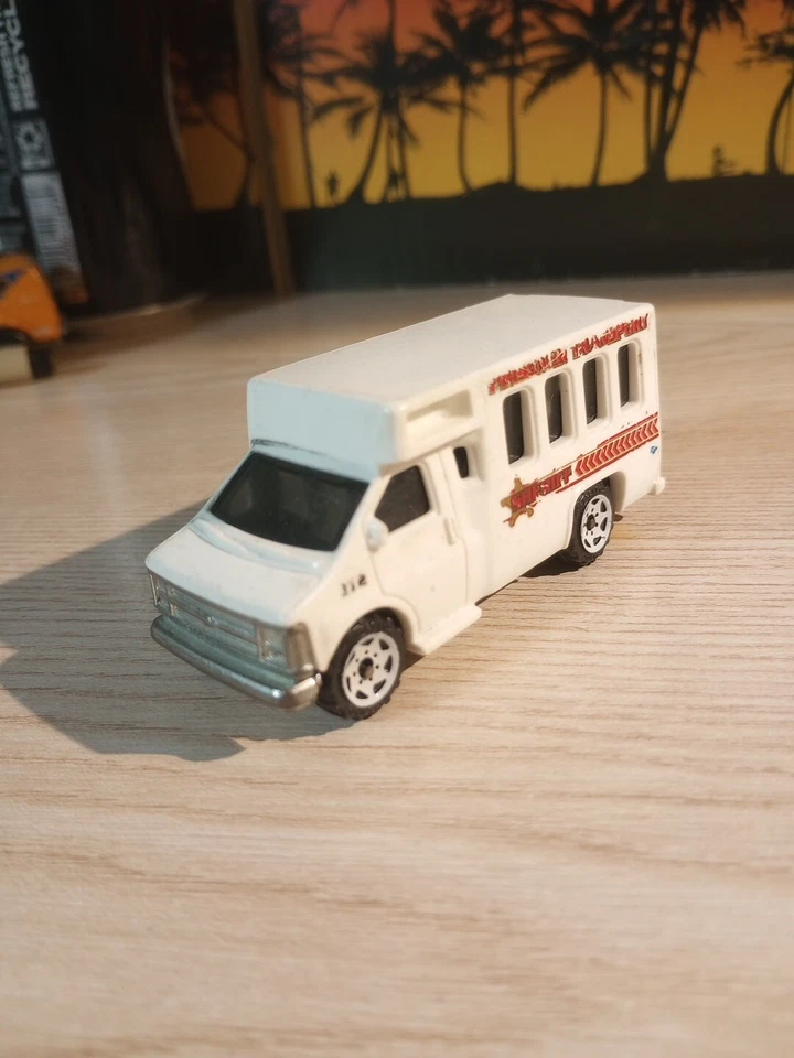 Autobús de transporte Chevy Matchbox 1:50 fundido a presión Tailandia Sheriff blanco Foto 4 de 4