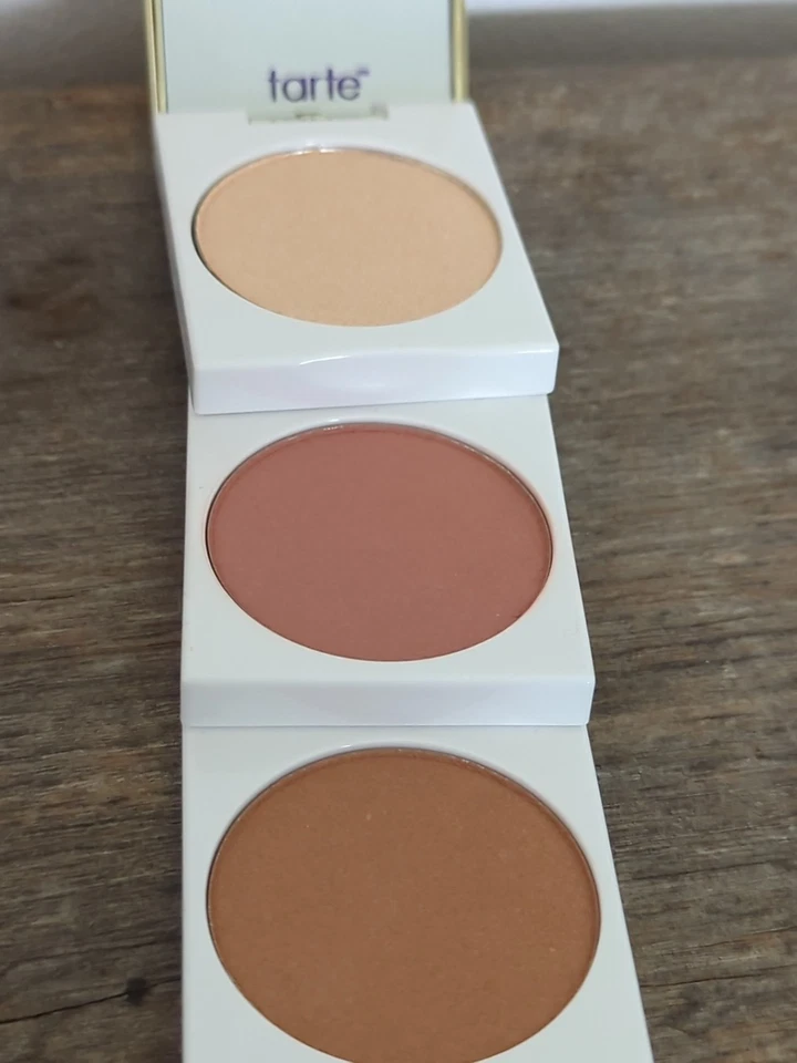 TARTE Blush Authority LET IT GLOW I'M SMITTEN GETTIN' TOASTY Amaz Clay Wardrobe - Image 4 of 4