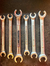 Craftsman 6-piece Combination Flare Nut Brake Line Wrench Set Metricstandard Craftsman 6-piece Combination Flare Nut Brake Line Wrench Set Metricstandard