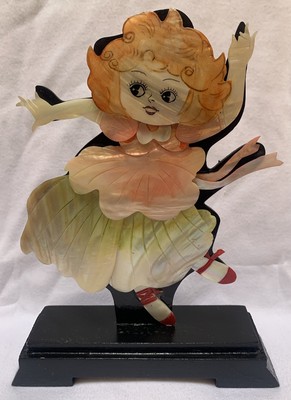 Vintage Pearl Shell Doll Figurine Ballet Lady Handmade Artwork 7.5''