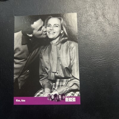 B30s Avengers Definitive 2003 #68 Lobster Quadrille Kiss CAtHY Honor Blackman