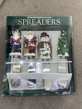 NEW  Boston Warehouse Set of 4  1999 Christmas Spreaders