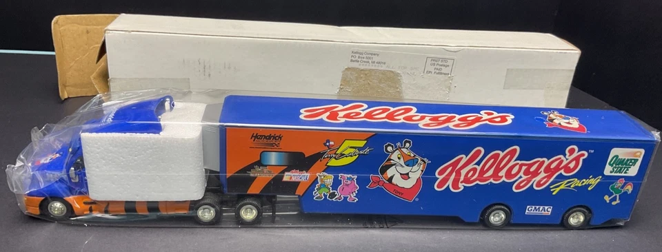 1996 Kellogg’s Hendrick Racing Tony the Tiger #5 Terry Labonte Semi Trailer - Image 3 of 4