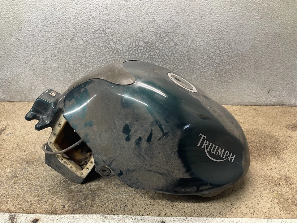 Tanque de combustible Triumph Daytona 955i 98 pieza OEM #T2400594-HH Foto 2 de 3