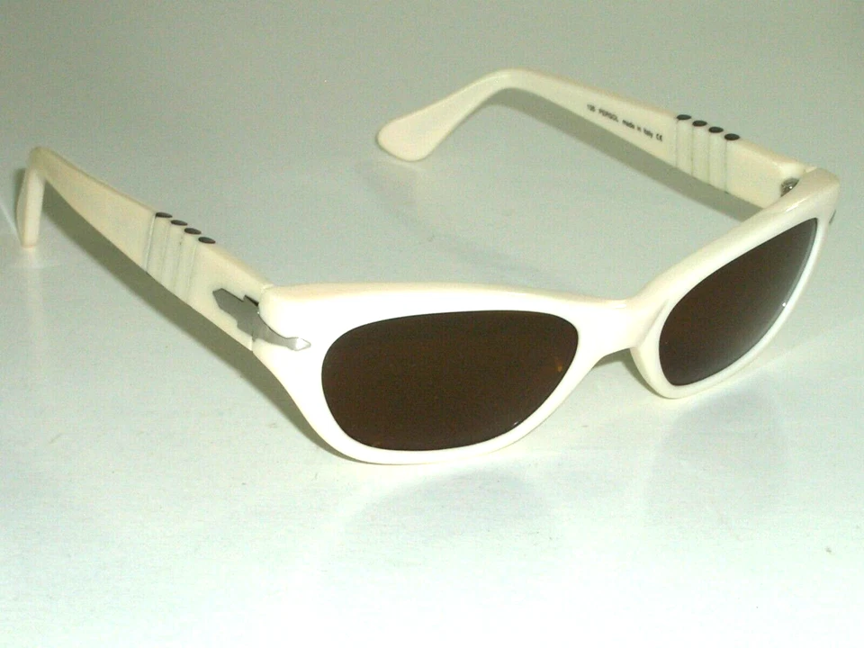 LADIES PERSOL ITALY 2524-S 49[]18 135 SLEEK BROWN TONE CRYSTAL LENS SUNGLASSES - Image 3 of 4