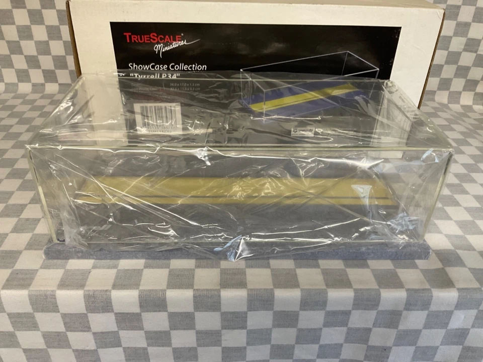 1/18 TSM  DISPLAY CASE TYRRELL P34 SHOW CASE COLLECTION - Image 2 of 4