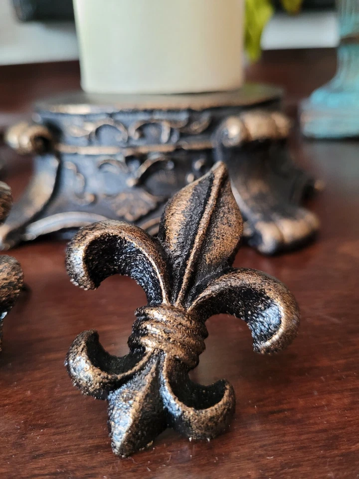 Juego de 3 Pin Vela Flor de Lis Hierro Fundido Antiguo Mundo Toscano Medieval Decoración Arte Foto 4 de 4