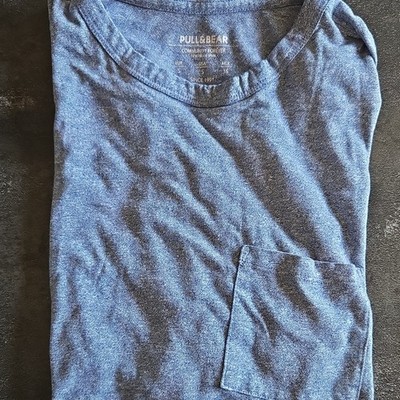 Pull&Bear Men s Blue Solid Crew Neck Short Sleeve Pocket T-Shirt Cotton Knit S