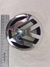 06-09 Vw Rabbit Gti 07-11 Eos Front Grille Emblem Badge Oem 1t0853601 06-09 Vw Rabbit Gti 07-11 Eos Front Grille Emblem Badge Oem 1t0853601
