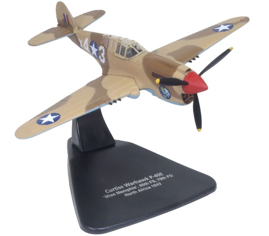 Avion Curtiss P40-F Warhawk Oxford Diecast X43 miniature militaire Miss Memphis