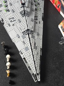 LEGO Star Wars: First Order Star Destroyer (75190) W/ Box, Minifigures & Book 