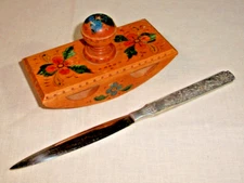 VTG NORWEGIAN ROSEMALING WOOD INK BLOTTER & KONGETINN PEWTER LETTER OPENER