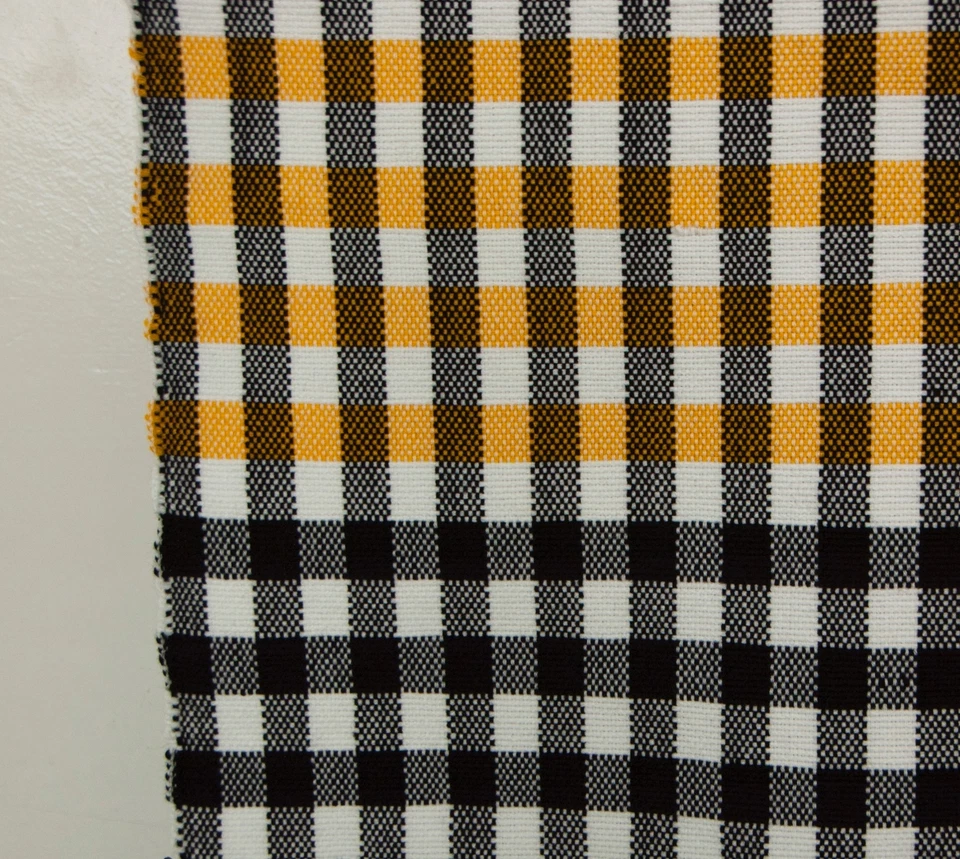 MANTA TEJIDA A MANO MARROQUÍ - Tablero de cuadros 3 colores - Lana merino - 7' x 6' Foto 2 de 4