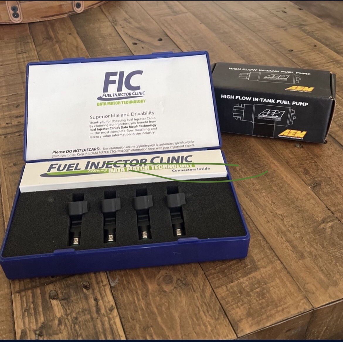 FIC 775CC MITSUBISHI EVO X FUEL INJECTOR CLINIC INJECTOR SET + AEM FUEL