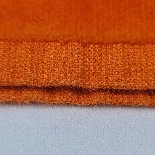 CROCS Beach - Bath Towel Orange- White Crocodile - Picture 6 of 6
