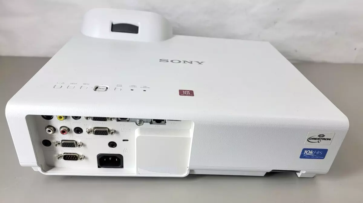 【79cmで80インチ投影！データプロジェクター】SONY VPL-SW235