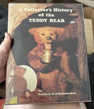 Vintage A Collector  s History Of The Teddy Bear By Patricia N. Schoonmaker Hobby