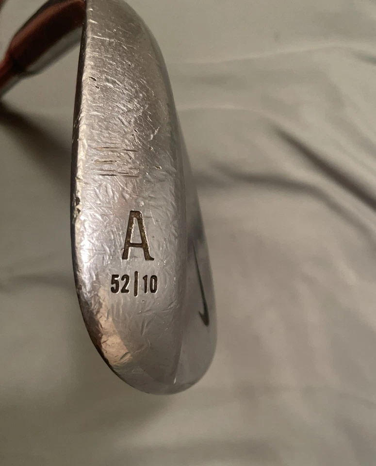 Nike Golf Men's RH VR Forged 52 10 A Wedge Dynamic Gold S400 Stiff Flex Steel - Image 2 of 4