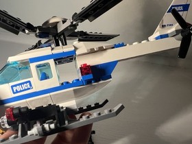 LEGO CITY: Police Helicopter (7741) Incomplete 