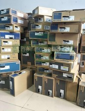 1PCS NEW MITSUBISHI SERVO DRIVE MR-J4-200A4-RJ