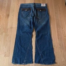 True Religion Twisted Seam Made in USA Joey Flare Blue Jeans Mens 42x34