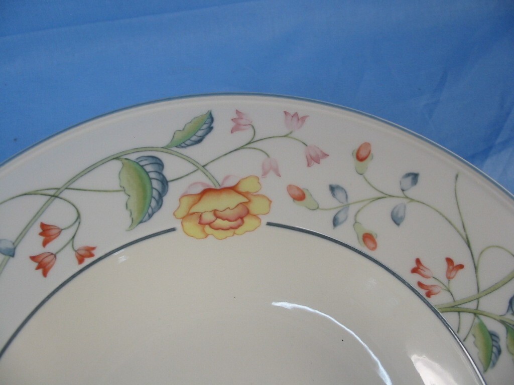 Picture 4 of 12