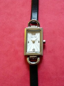 PETITE MONTRE FEMME \