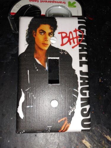 Michael Jackson Bad fait main sur mesure - housse interrupteur de lumière à bascule unique - Photo 1 sur 1