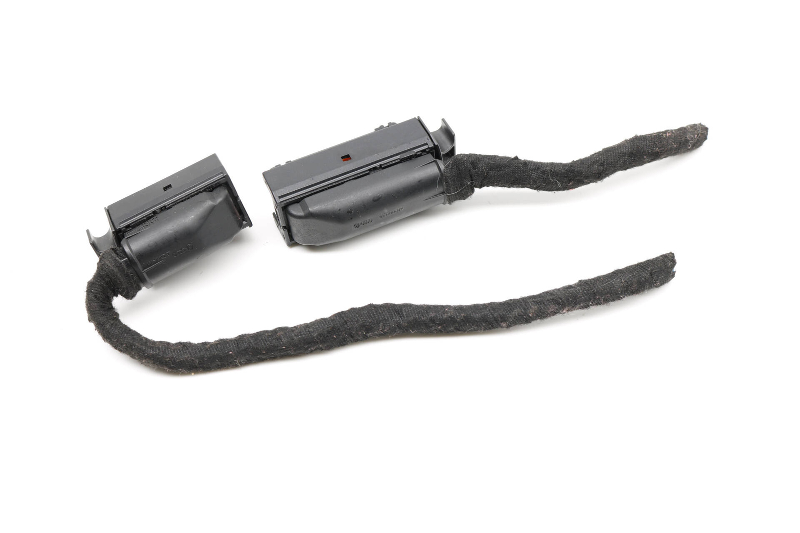 0915 AUDI Q7 AIR Suspension Leveling Module Wiring Connector