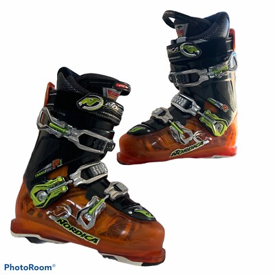 size 8.5 ski boots