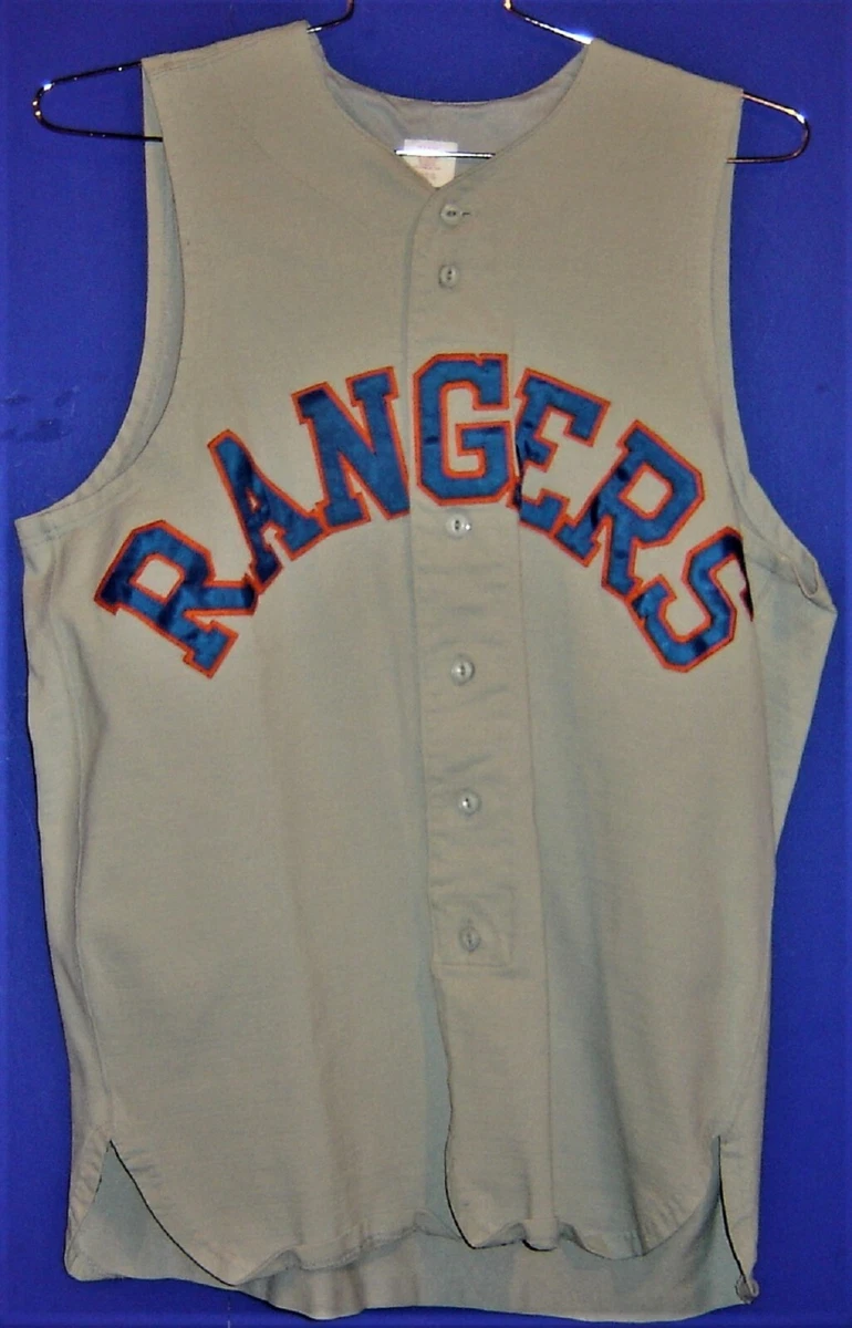 TEXAS RANGERS WILL CLARK #22 ROAD VEST JERSEY