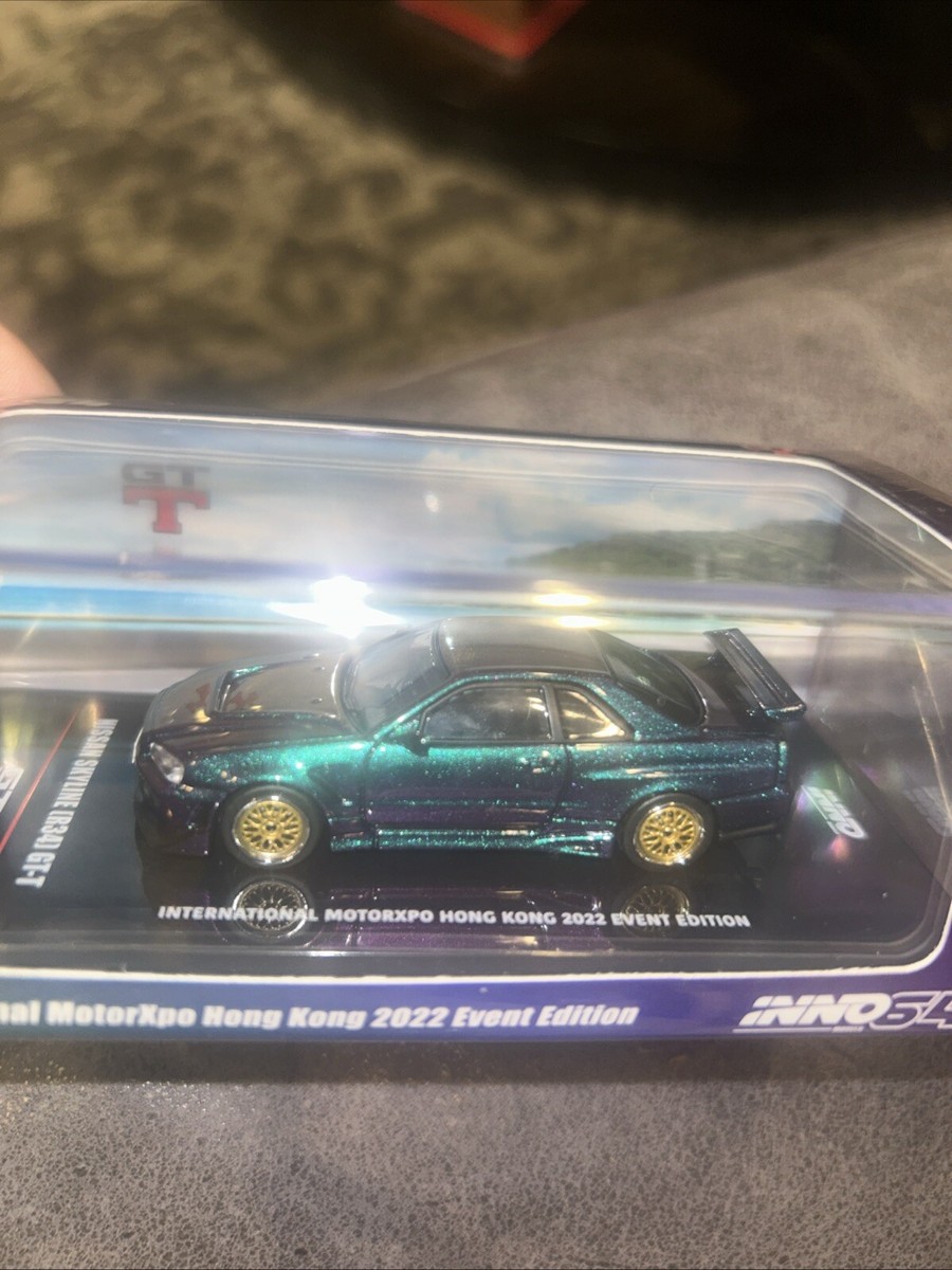 香港限定2台セットINNO64 Nissan R34 & TOYOTA 86